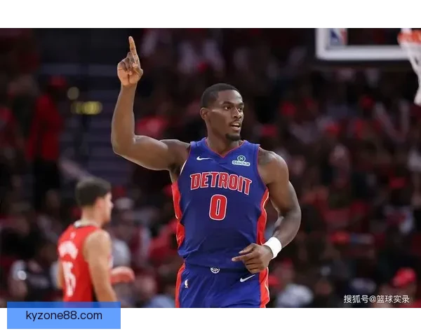 活塞主帅：杜伦进攻端进步惊人 成为球队进攻轴心的核心力量